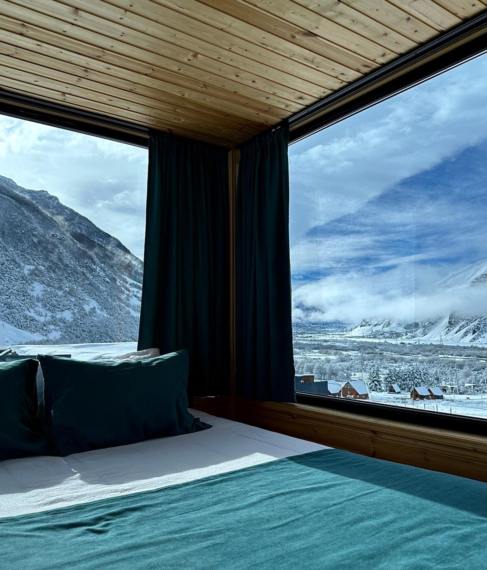 Kazbegi Inn Cottages Eksteriør bilde