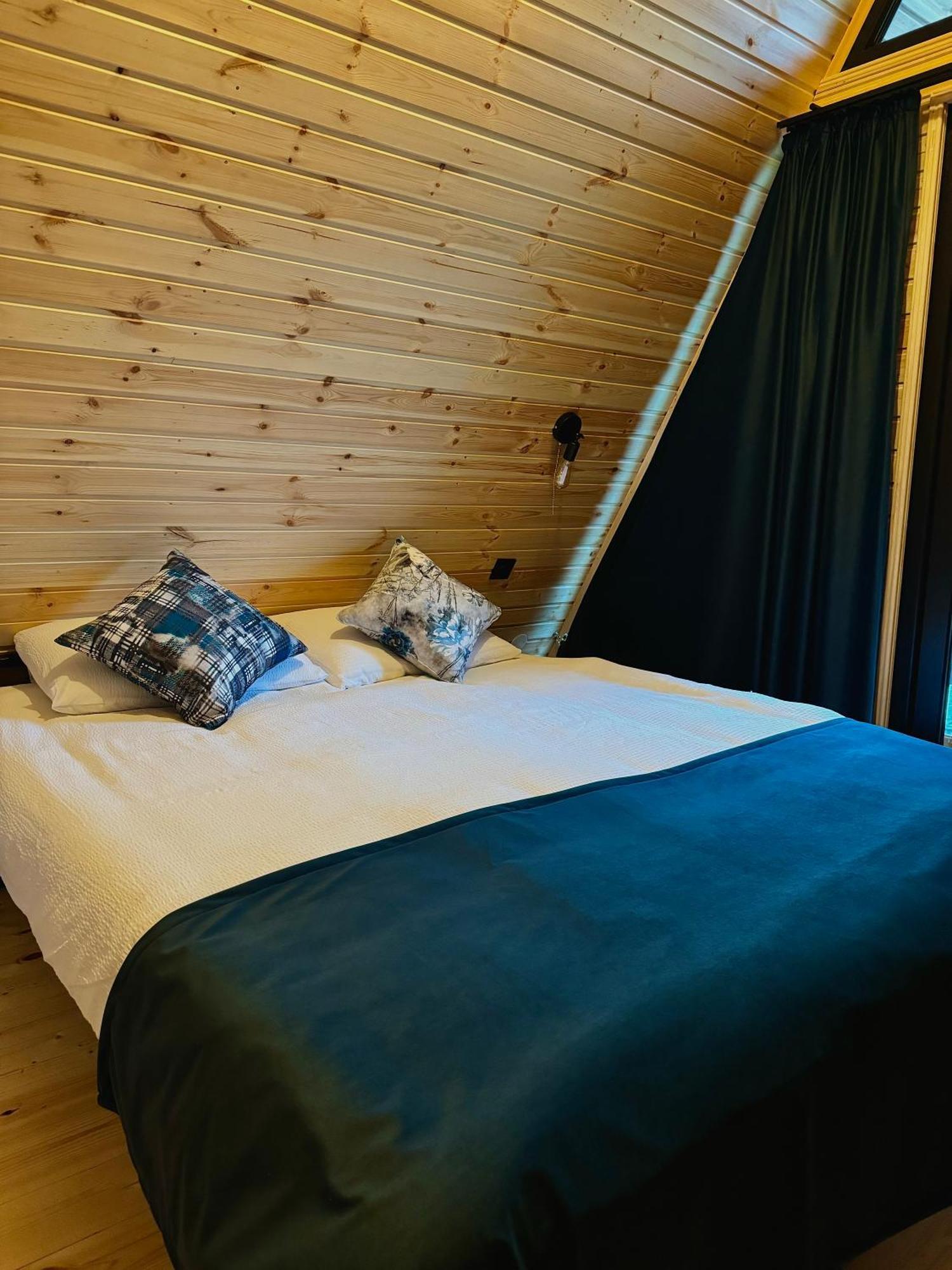 Kazbegi Inn Cottages Eksteriør bilde